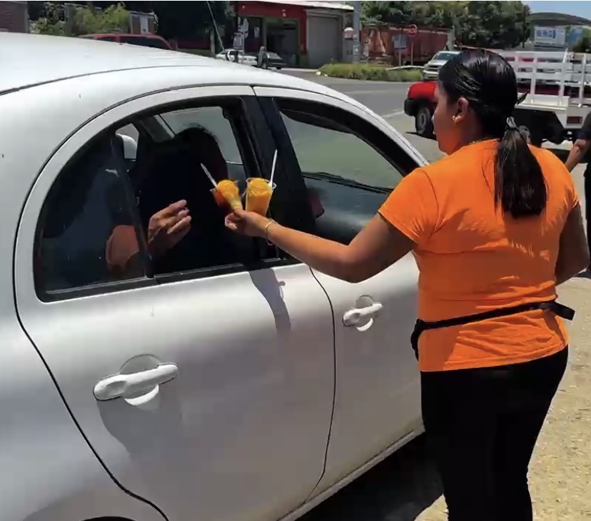 Servicio de Nieves Alpuyeca desde el automóvil